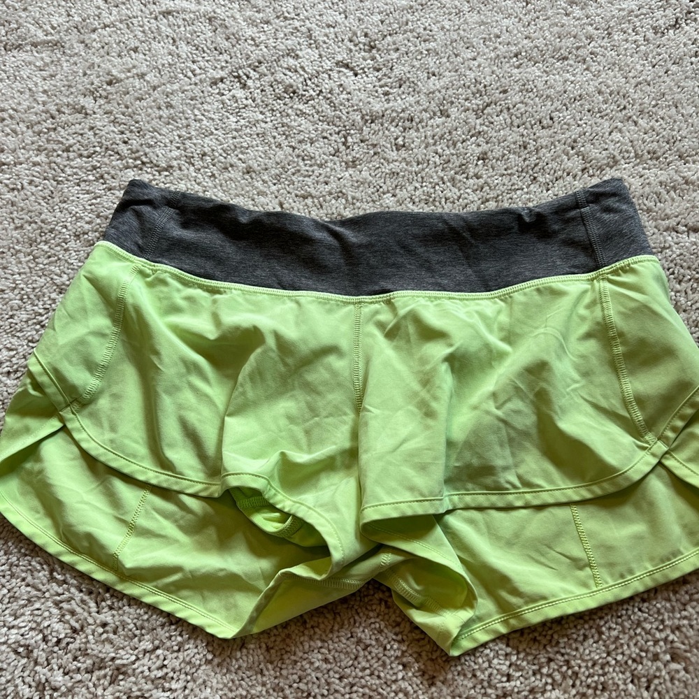 Lululemon Speed Up low rise shorts. 2.5 inseam